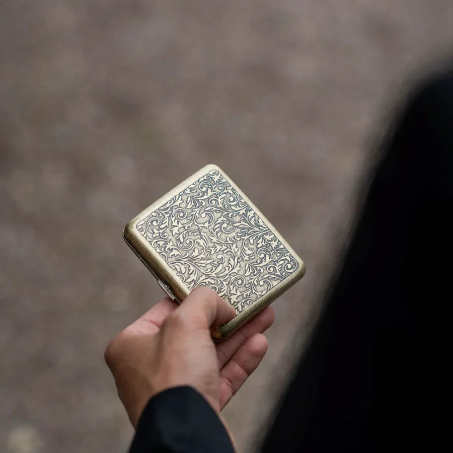 Cigarette case